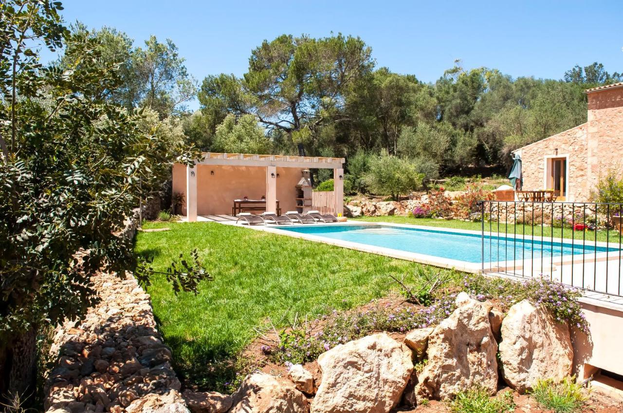 Salas Nou Ferienhaus